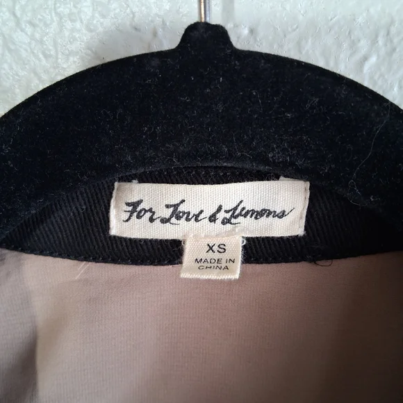 ๐ For Love And Lemons Black Eyelet Lace Cropped Jumpsuit Sz.XS - Picture 9 of 14